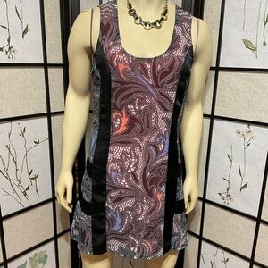 KARDASHIAN Kollection Print Shift with Cut Out Back size S